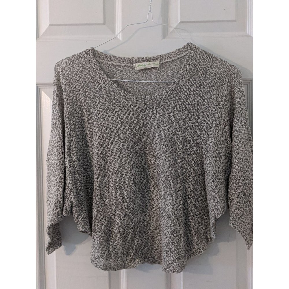Urban Outfitters light grey knit sweater, size S
